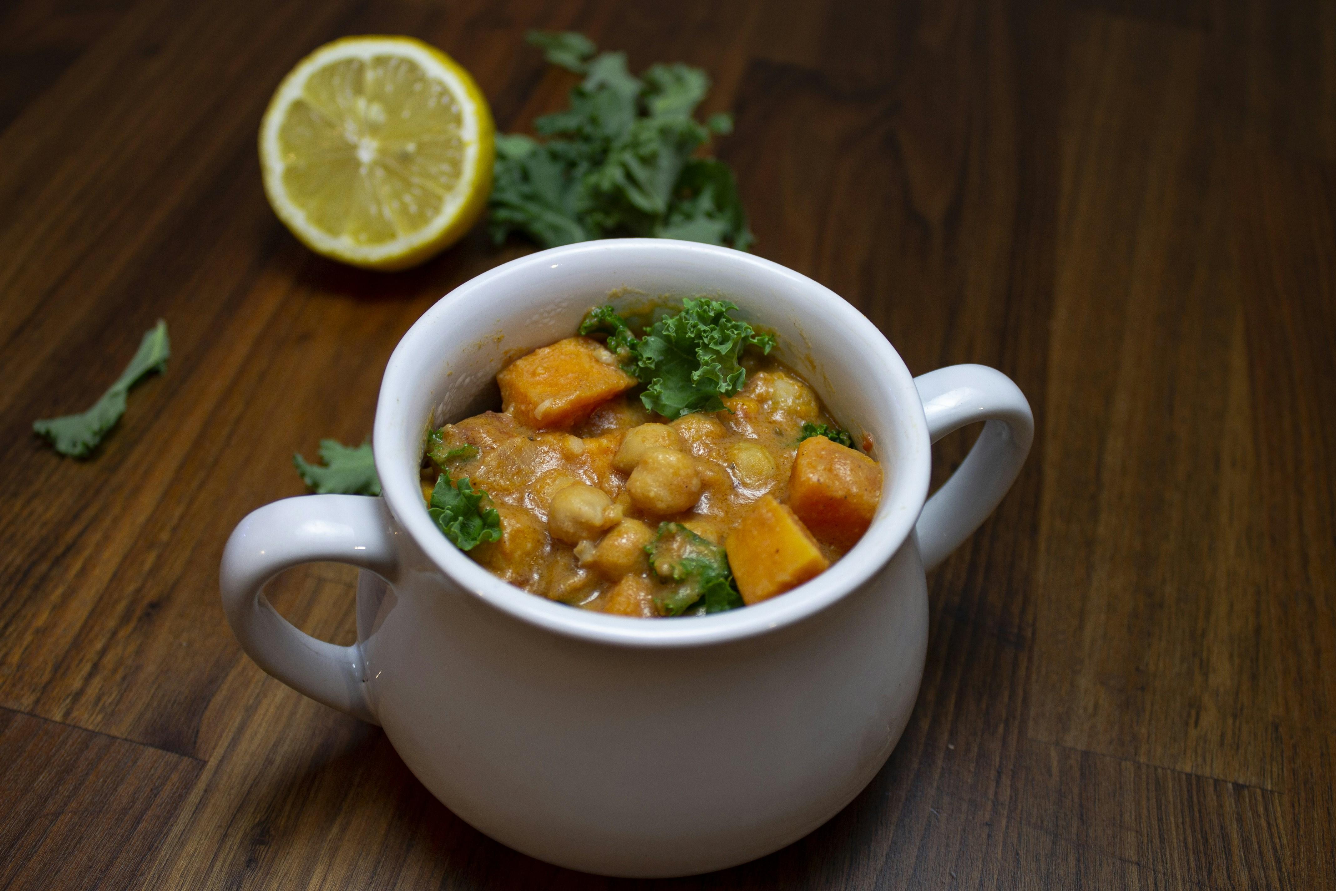 Selecting the Best Chickpeas and Spinach for Optimal Flavor
