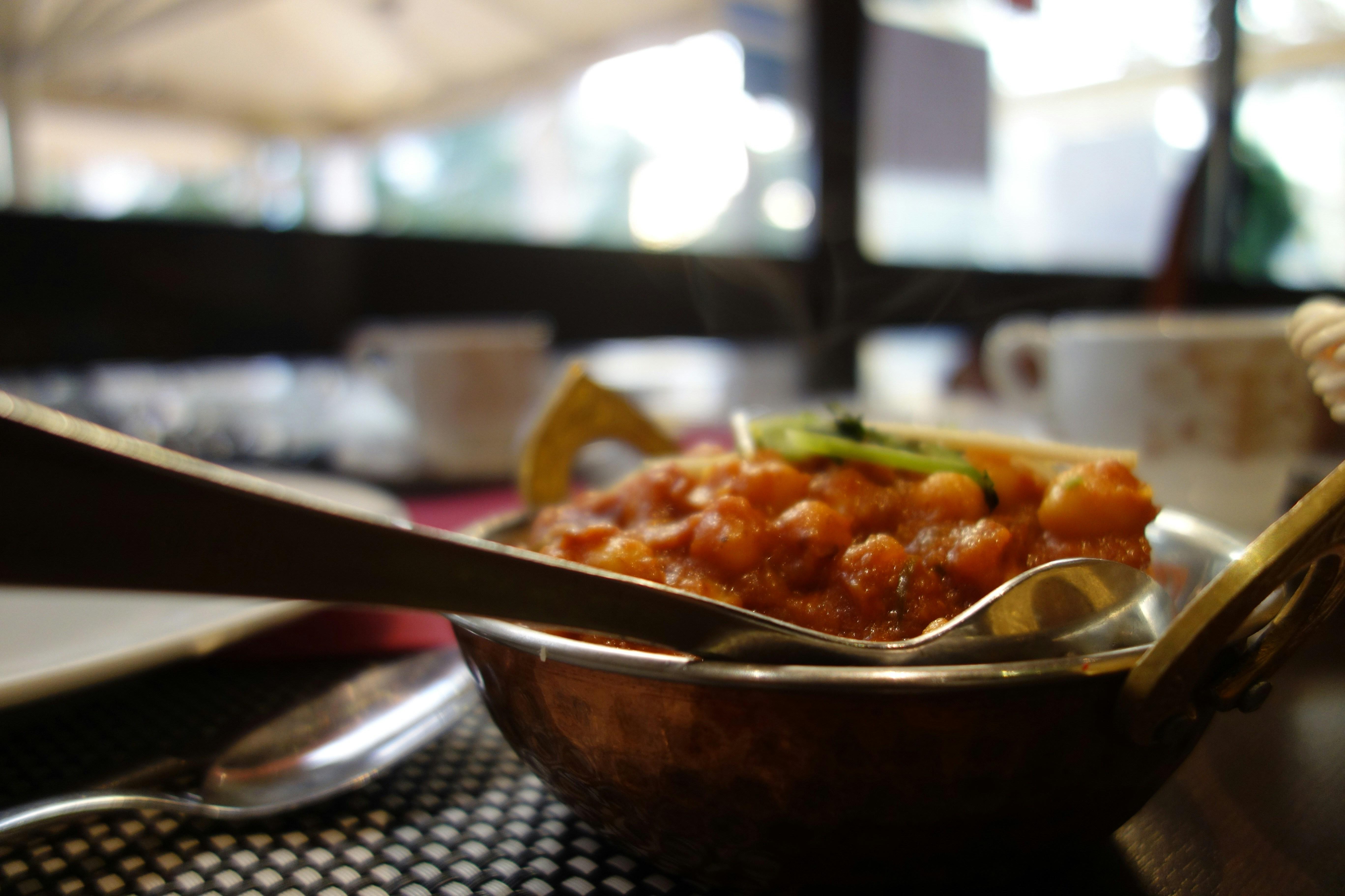 Choosing the Perfect Chickpeas and Fresh Spinach for Vibrant Texture