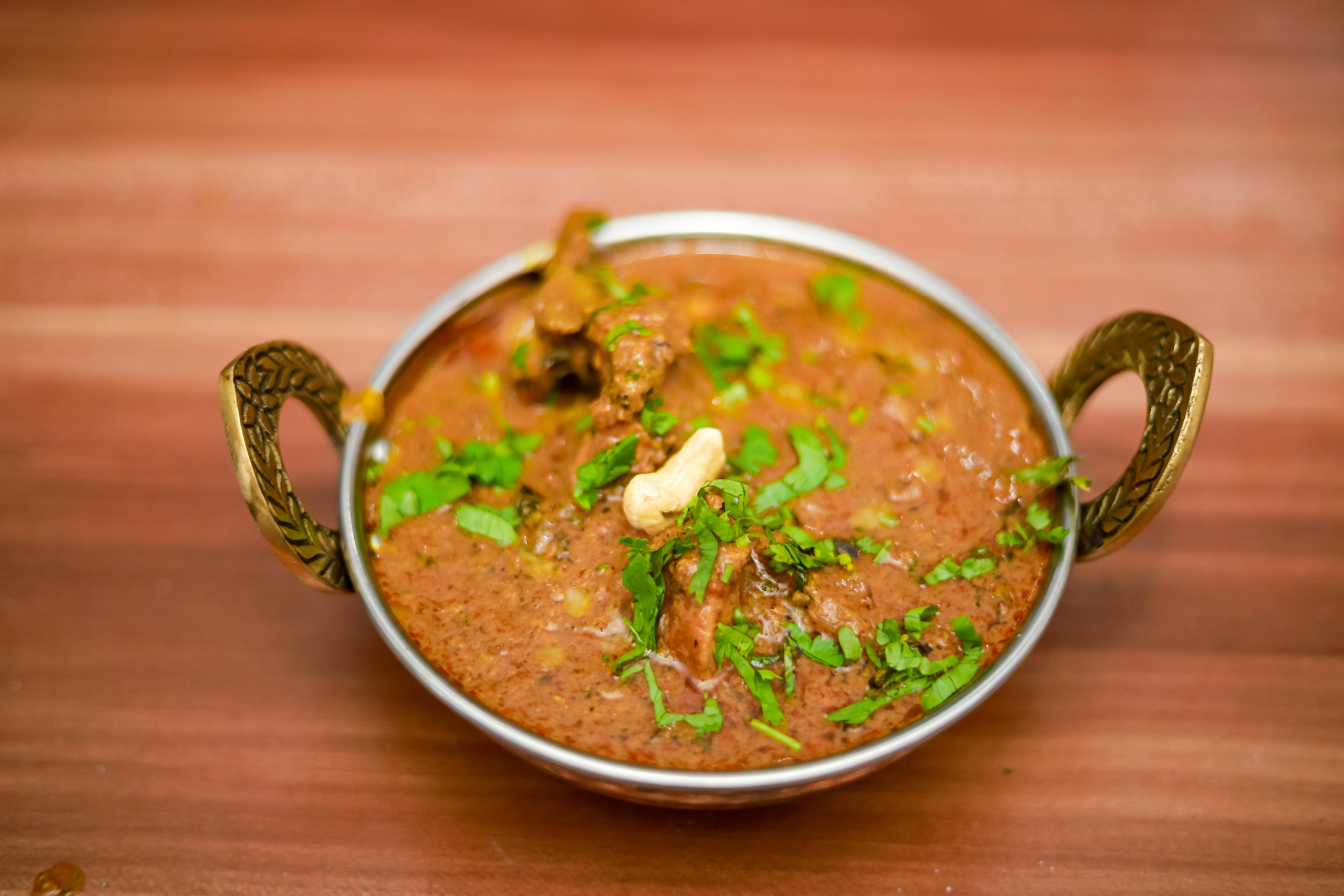 Selecting the Freshest Ingredients for a Flavorful Curry